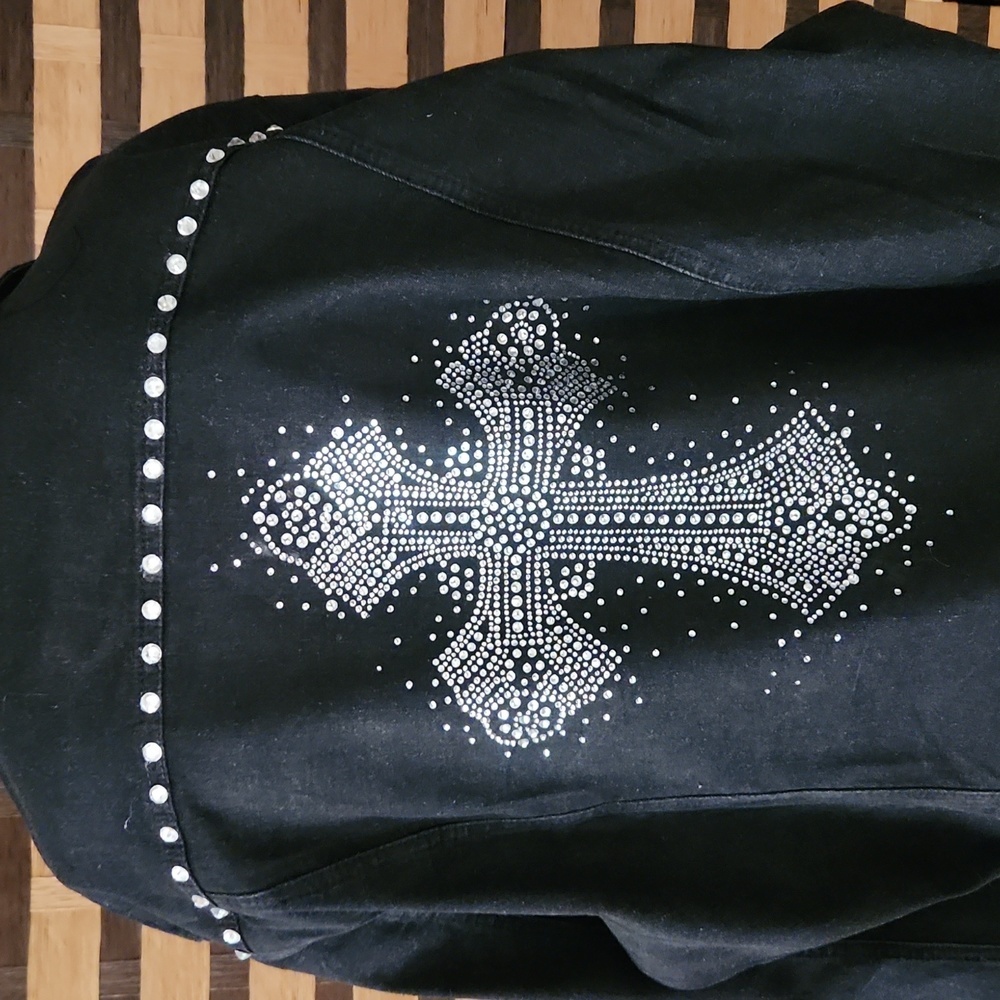 NWOT!! Custom jean jacket cross rhinestone